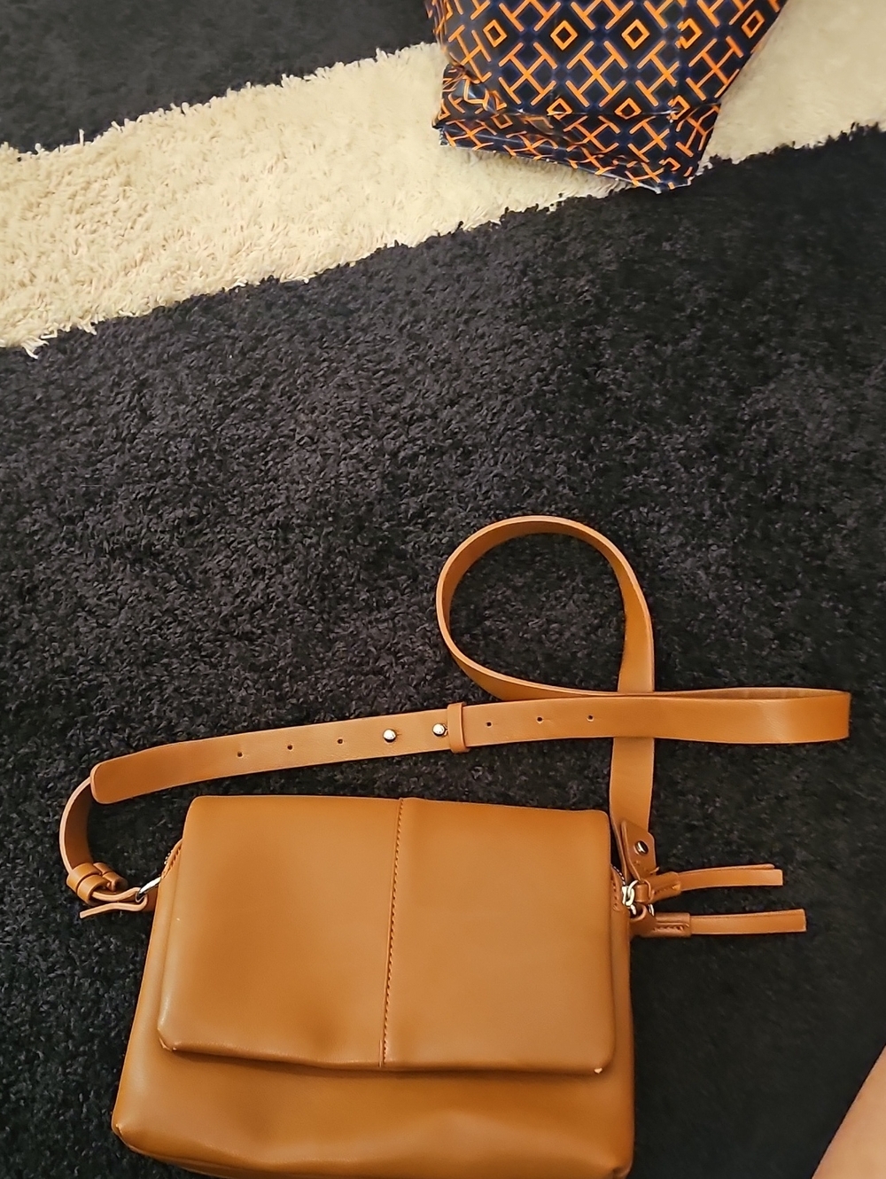 Urban Expressions Tan Crossbody Shoulder Bag